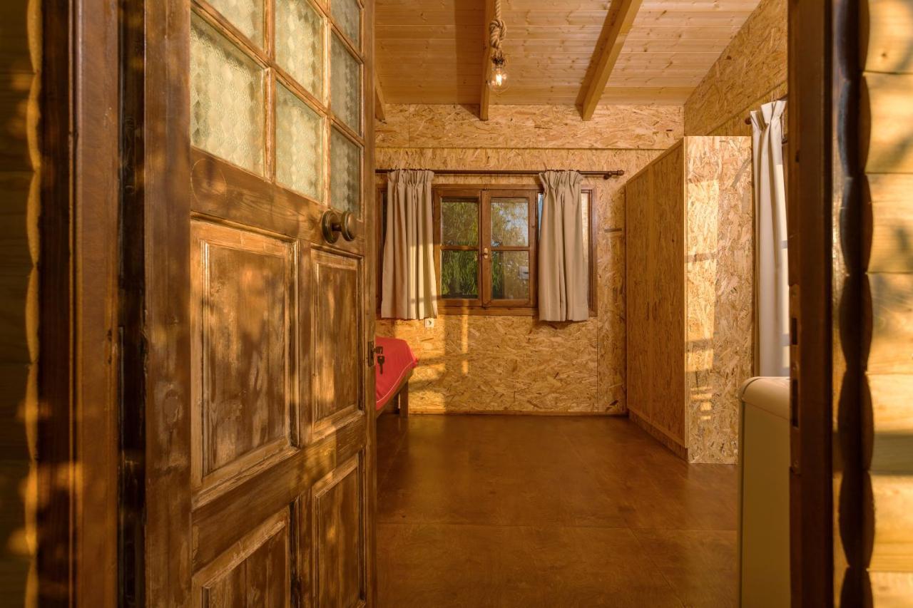 River Treehouse لاغاناس المظهر الخارجي الصورة